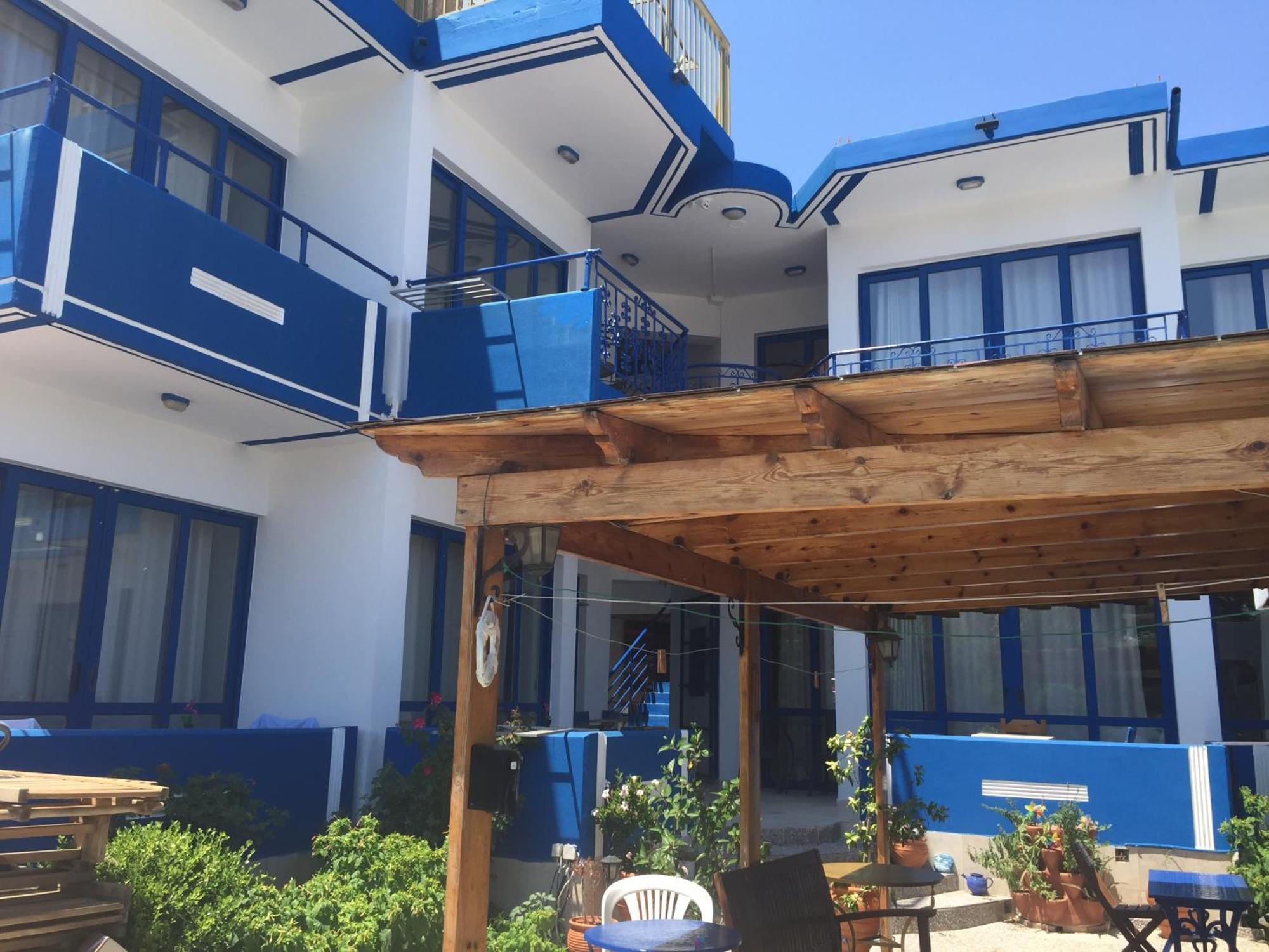 Aparthotel Anastasia Studios, & 3*